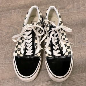Unisex Black/White ‘Primary Check Old Skool’ Vans Sneakers- Men’s 9/Women’s 10.5